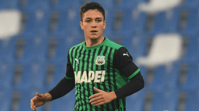 九游官方网站-毕尔巴鄂竞技内部会议纪要流出——集结日外线爆发，荷甲使命明确，团队化学反应显著的简单介绍-九游官方网站