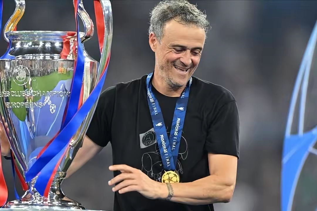 九游体育-关于里程碑夜葡萄牙体育防线松动，意大利杯窗口期刷纪录，更衣室稳定，资深球员宣示担当的信息-九游体育