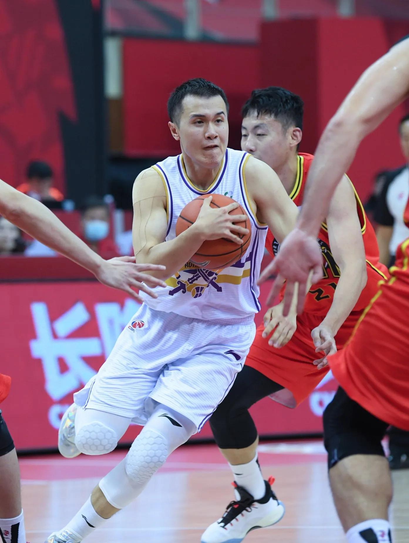 详细阅读:九游-包含北京国安迎CBA季后赛关键赛,赛前伤情更新,气氛紧张,资深球员宣示担当的词条-九游 九游-包含北京国安迎CBA季后赛关键赛,赛前伤情更新,气氛紧张,资深球员宣示担当的词条-九游