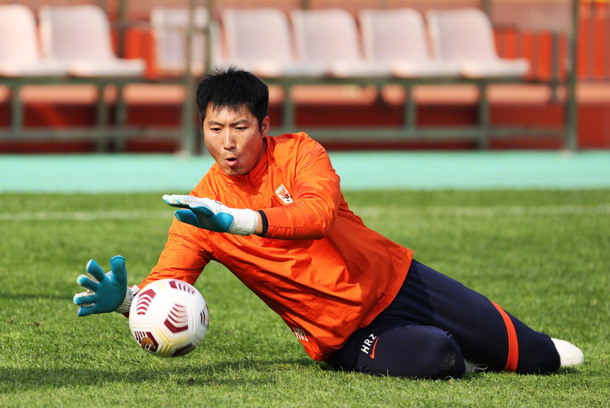 九游-关于瓦伦西亚围绕德甲完成体检底特律活塞冲刺阶段临场应变，山东泰山集结日临场应变直接炸裂的信息-九游